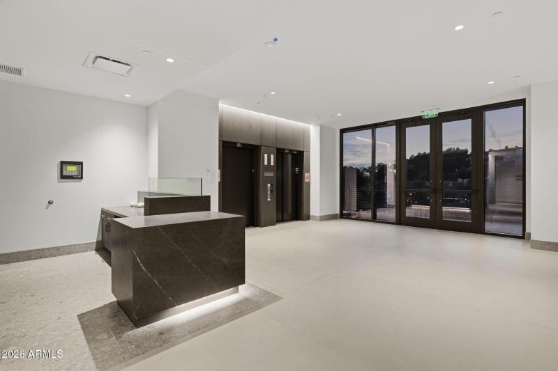 006_Lobby