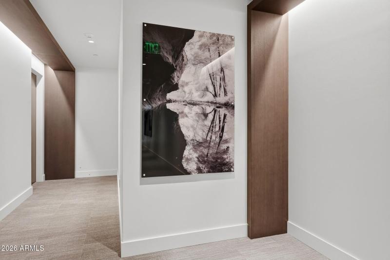 009_Entrance