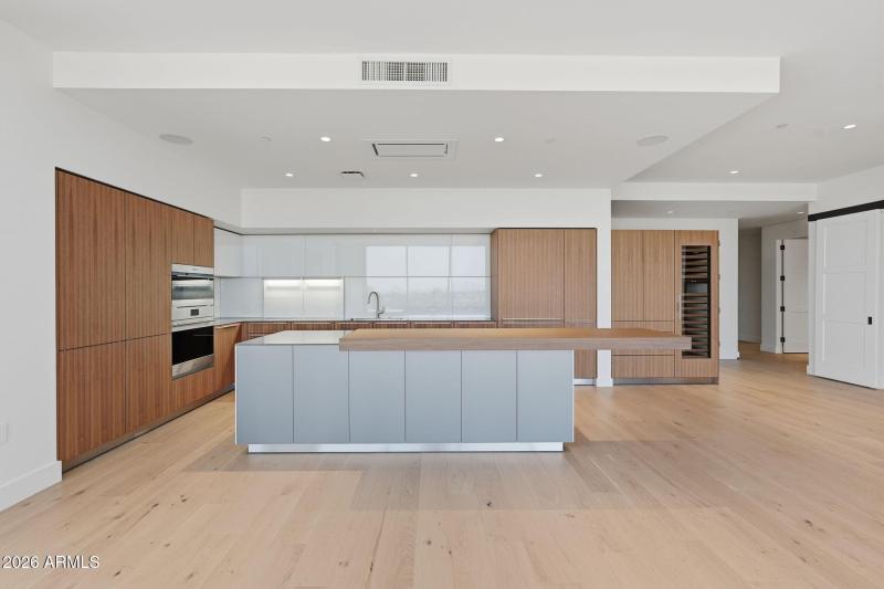 021_Kitchen
