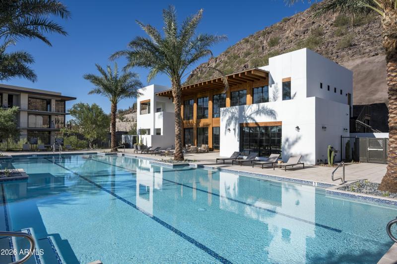 060_Phoenician Clubhouse