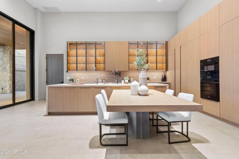 016_EatIn Kitchen