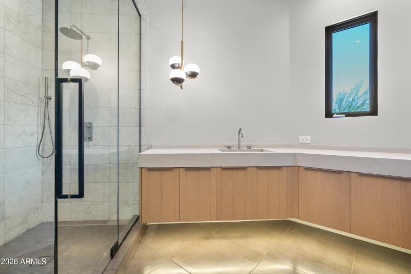 031_Guest Bathroom