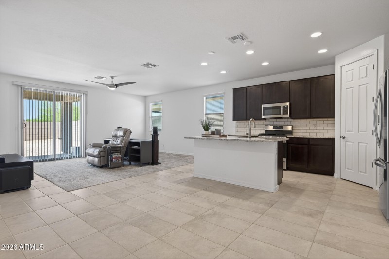 2) OPEN FLOOR PLAN