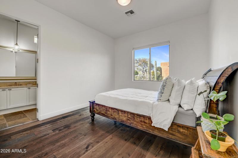 30-Bedroom II