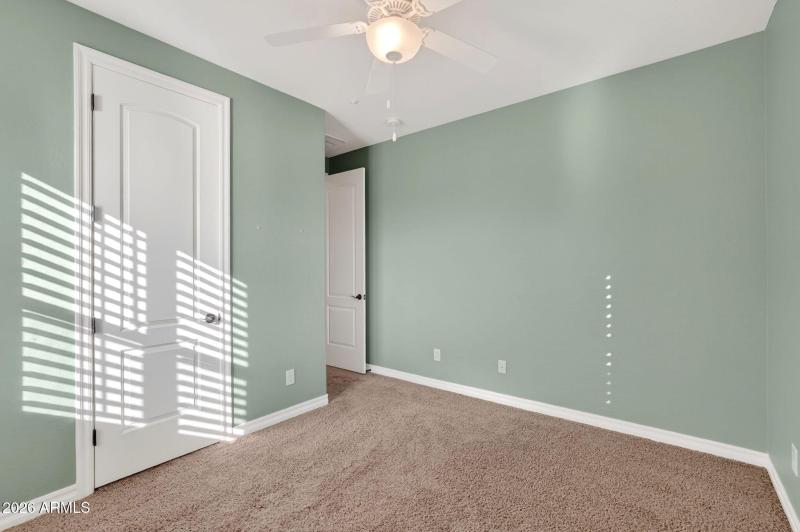 43-web-or-mls-074E Bellerive Pl