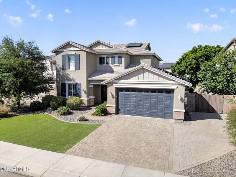 68-web-or-mls-011E Bellerive Pl