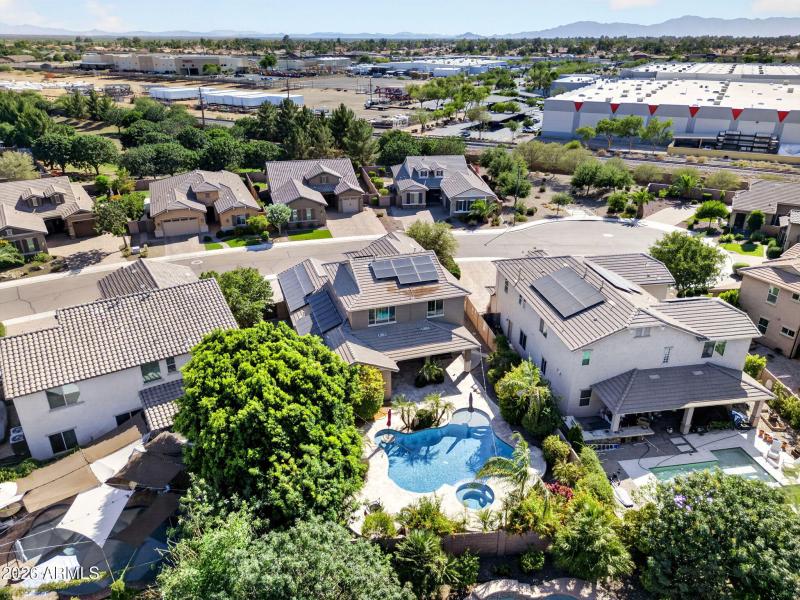 80-web-or-mls-023E Bellerive Pl