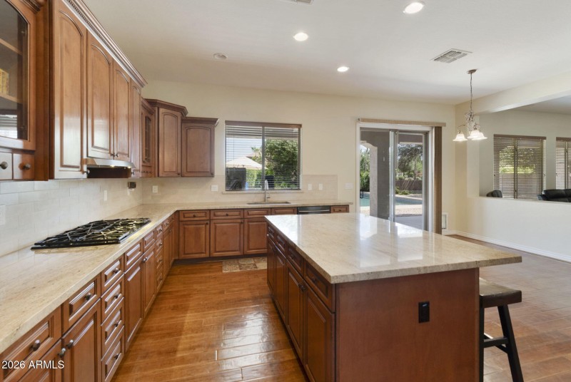 53-web-or-mls-DLB_9476