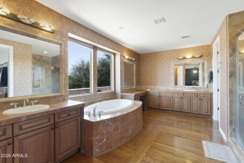 72-web-or-mls-DLB_9576