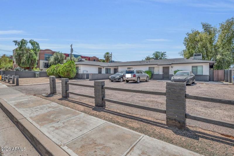 2-web-or-mls-3034 N 35th St-2 Large
