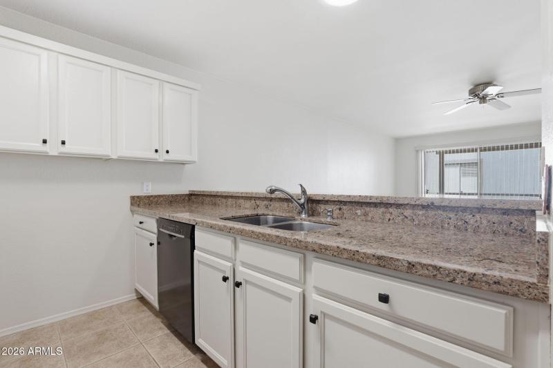 9-web-or-mls-18624_N_93rd_Ave_Peoria_AZ_