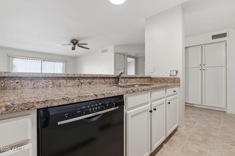 10-web-or-mls-18624_N_93rd_Ave_Peoria_AZ