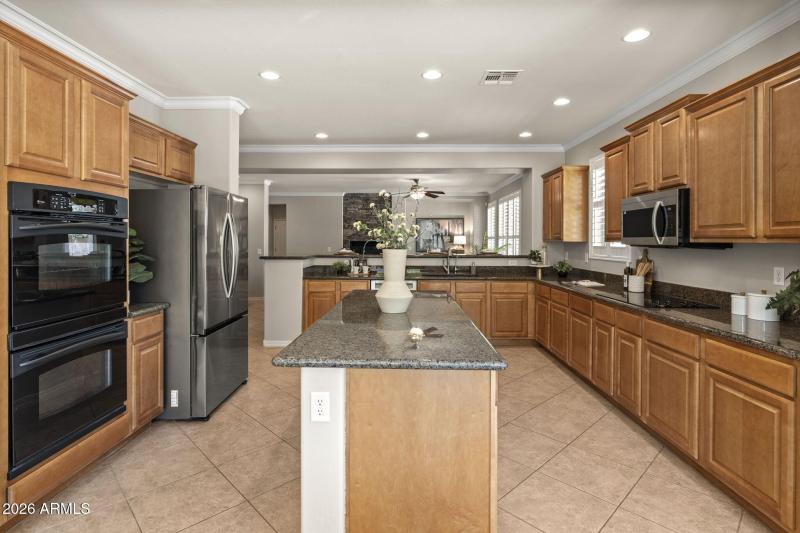 30-web-or-mls-4138-e-lafayette-ave