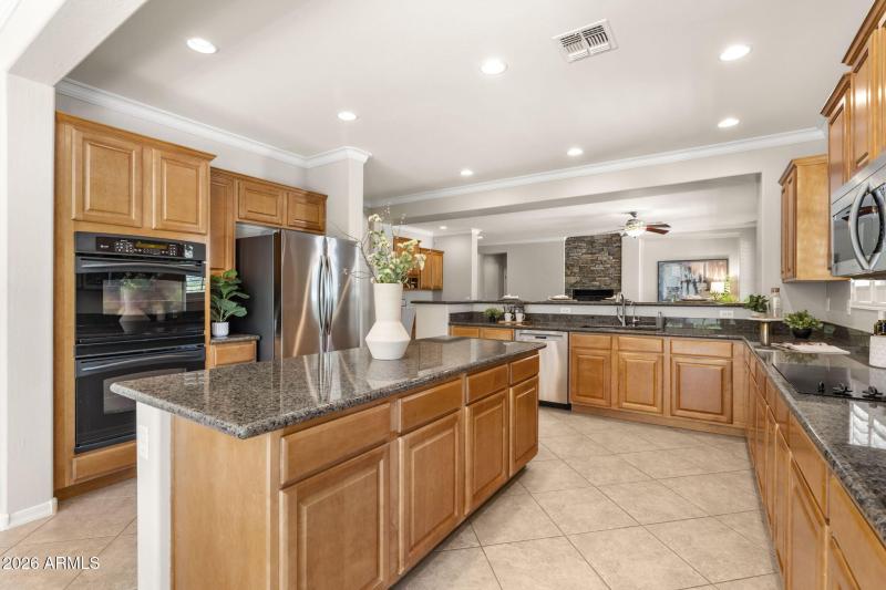 33-web-or-mls-4138-e-lafayette-ave