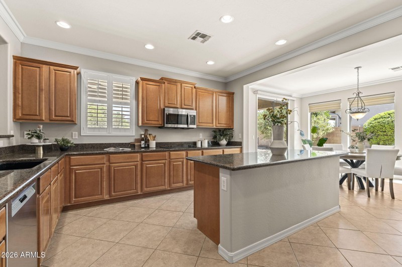 35-web-or-mls-4138-e-lafayette-ave