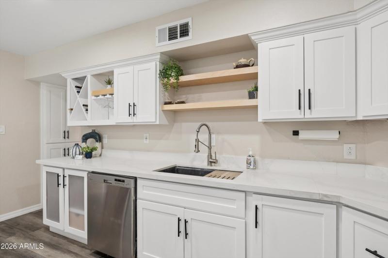 Kitchen 5