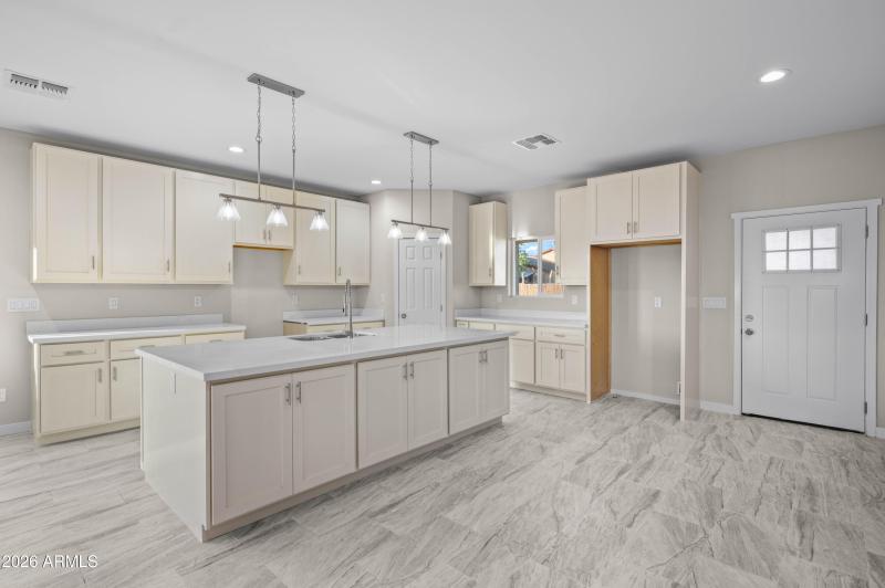 21820 W White Pine Drive Wittmann AZ 853