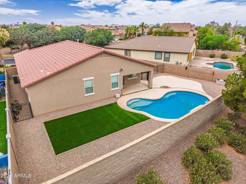 16-web-or-mls-42366 W Chimayo Dr-115