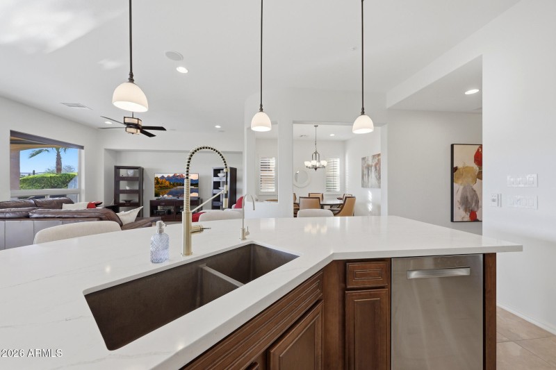 CHEFS KITCHEN