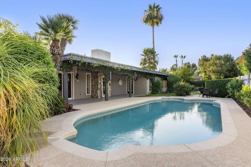 48-web-or-mls-8022-e-via-bonita
