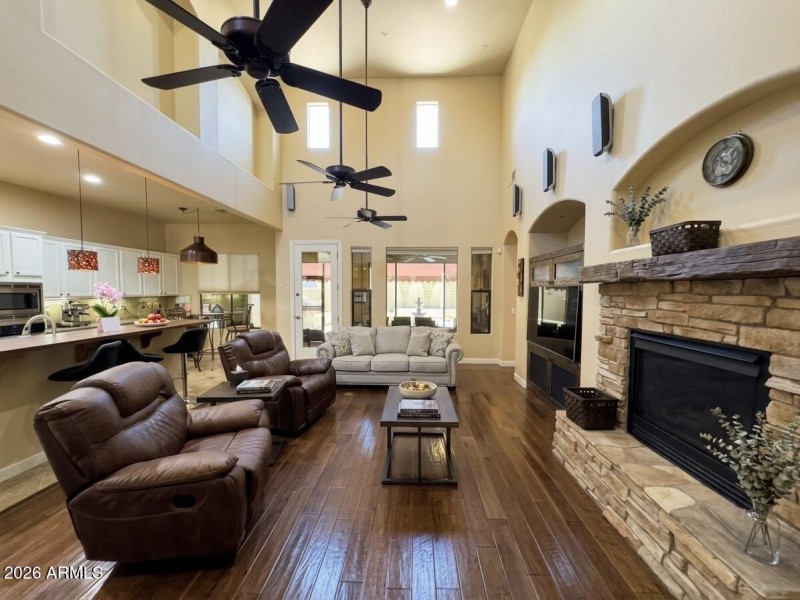 Nice Ceiling and floor