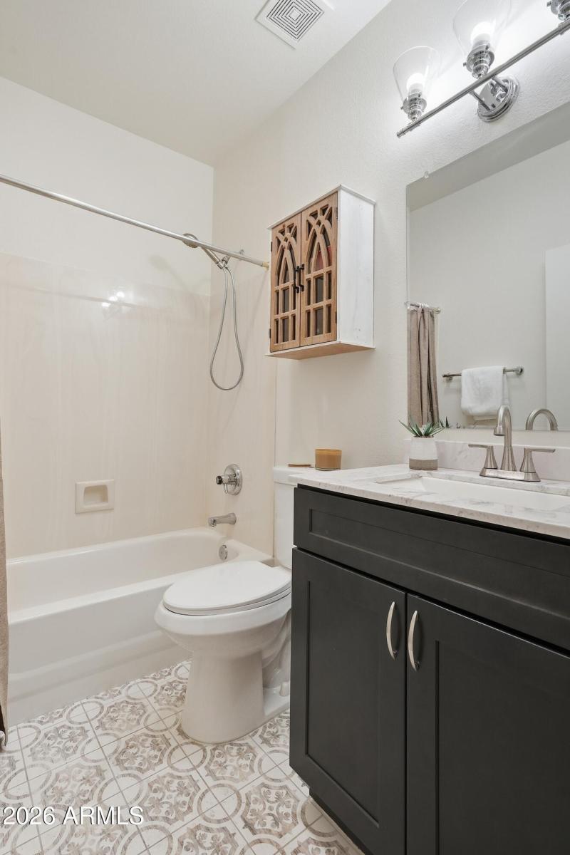 Hall Bath 2