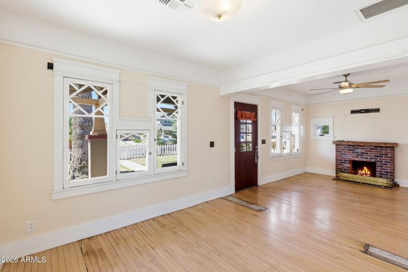 11-web-or-mls-1238_E_McKinley_St_Phoenix