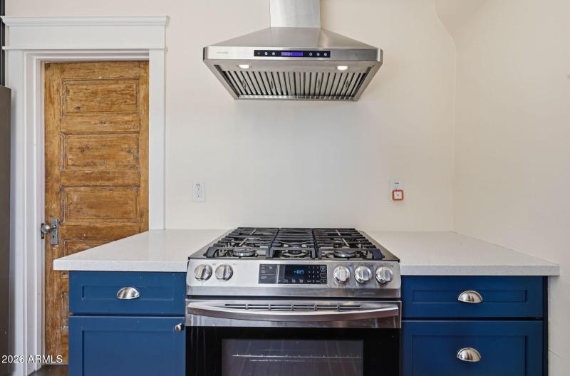16-web-or-mls-1238_E_McKinley_St_Phoenix