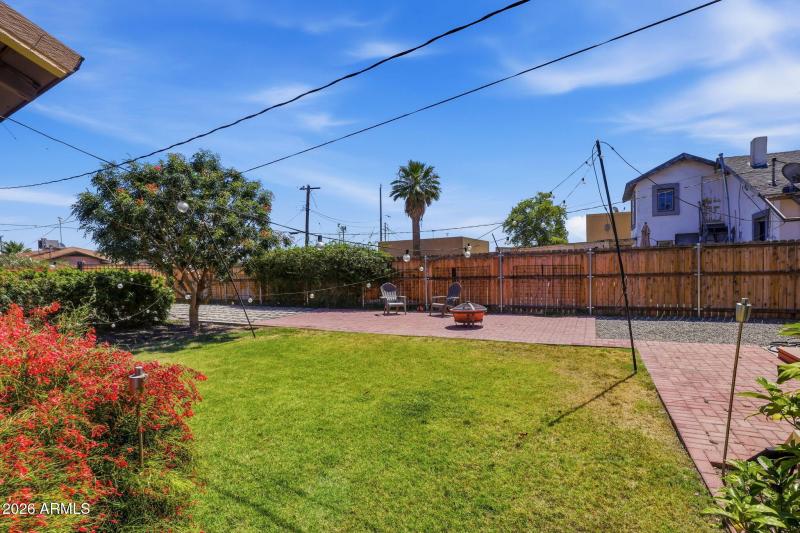 32-web-or-mls-1238_E_McKinley_St_Phoenix