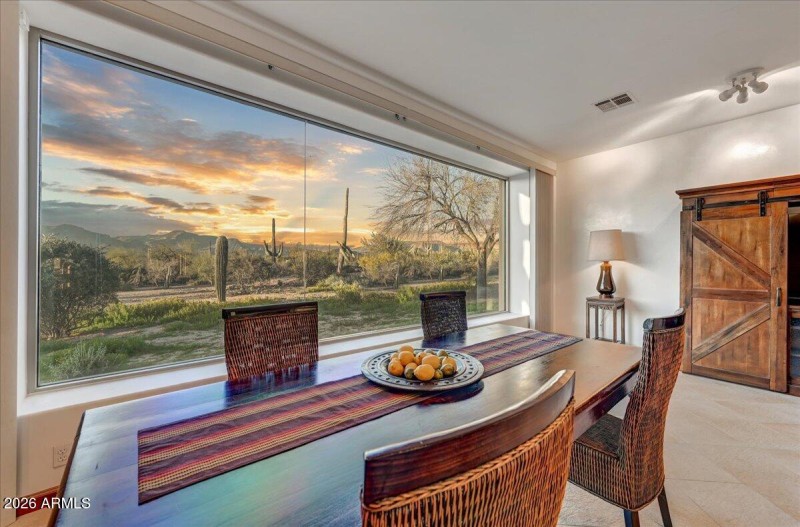 22-Dining View