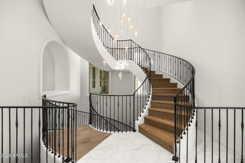 127-web-or-mls-21137-n-102nd-st