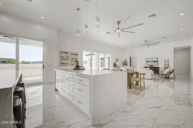 kitchen/great room