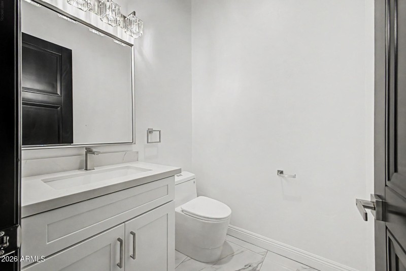 1/2 bath