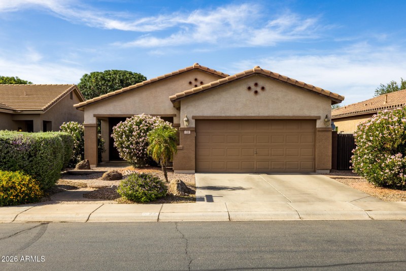 1) FRONT OF HOME (20)