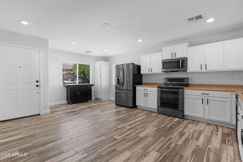 Kitchen 3
