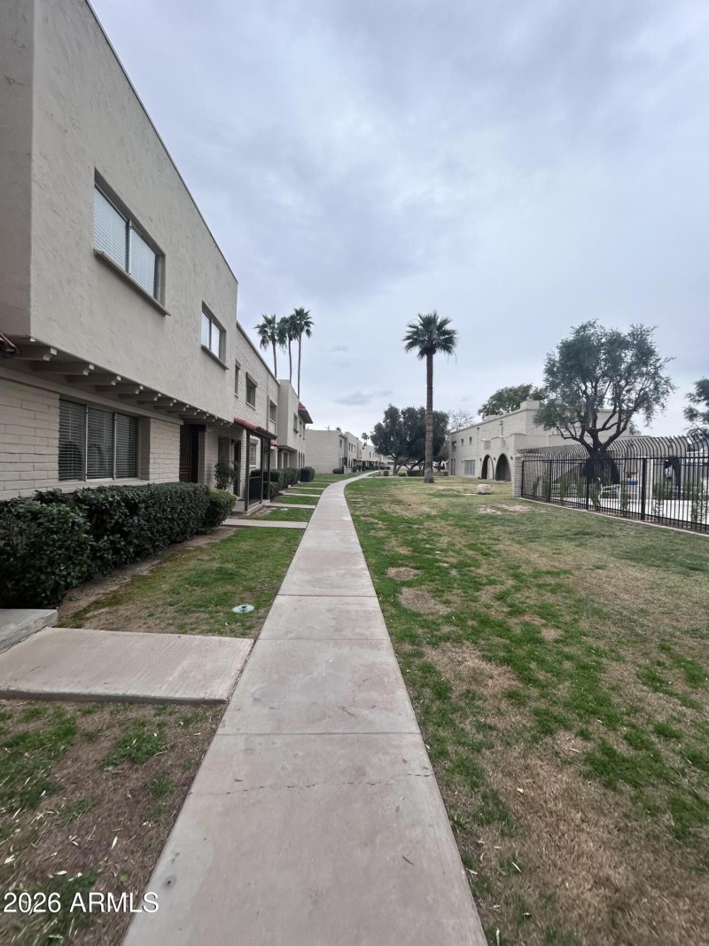 OUTSIDE 1