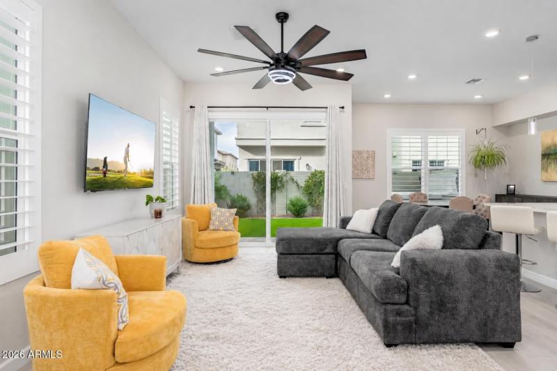 Virtual rug color change