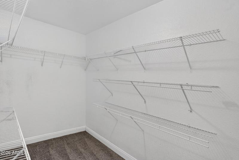 020E Lupine Ave_web