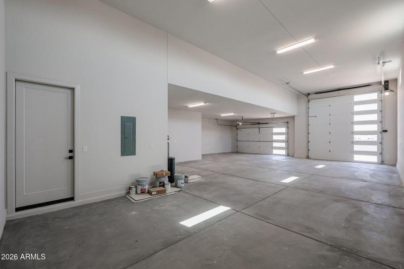 CC5 69 B71 RV Garage 2