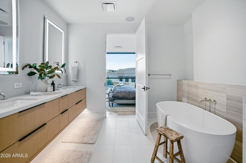 Bathroom_2