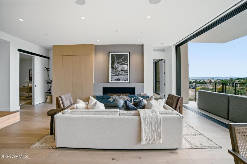 LivingRoom_2