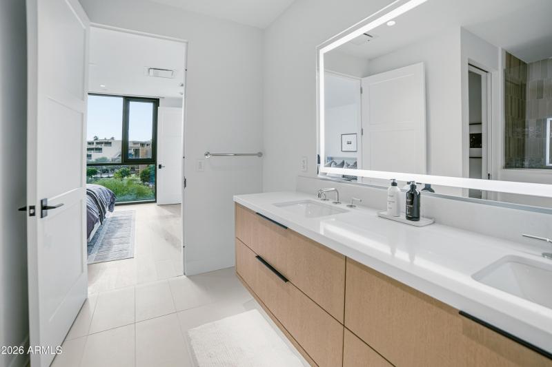 Bathroom_4