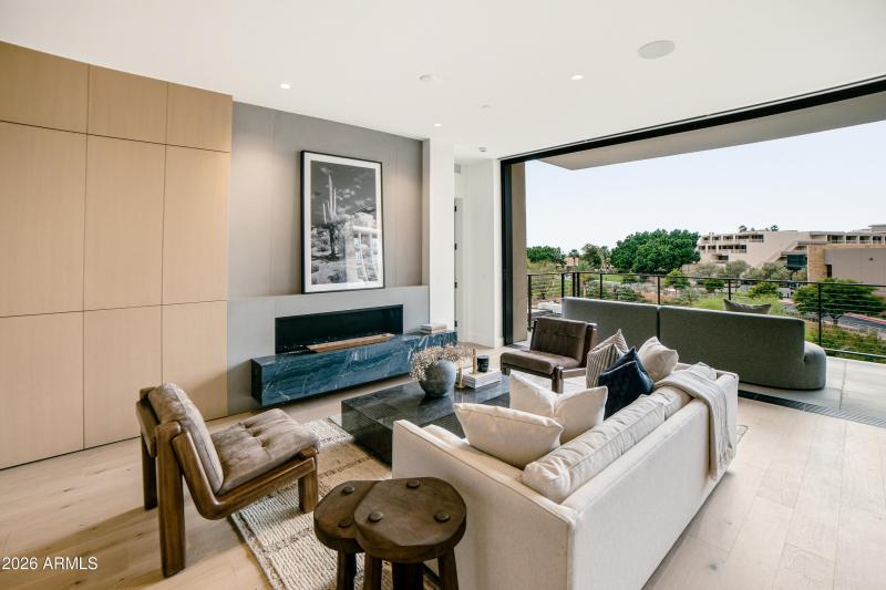 LivingRoom_1