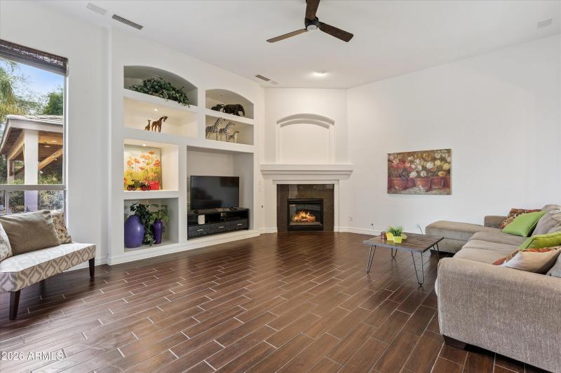 03-6428 W Eugie Ave, Glendale, AZ 85304