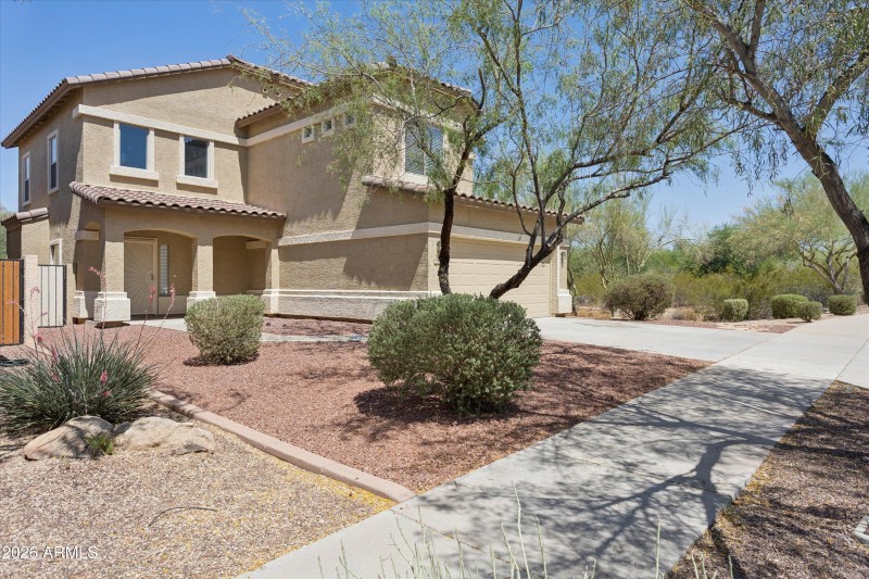 02-26th avenue front 1