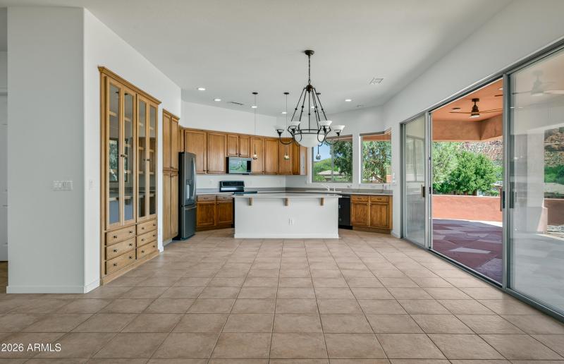 225 E Bighorn Court