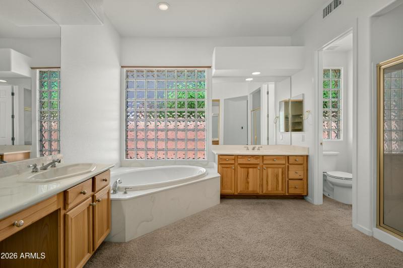 225 E Bighorn Court