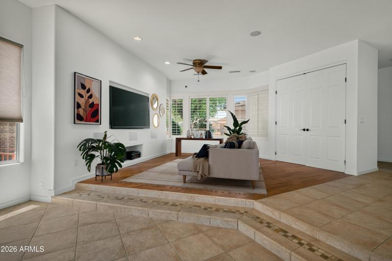 225 E Bighorn Court