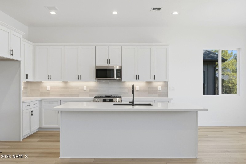 17-Kitchen 2