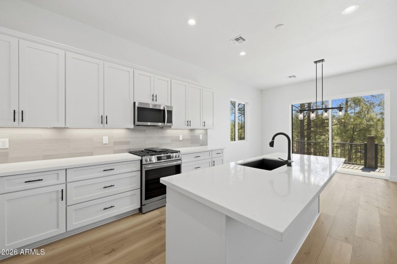 18-Kitchen 3
